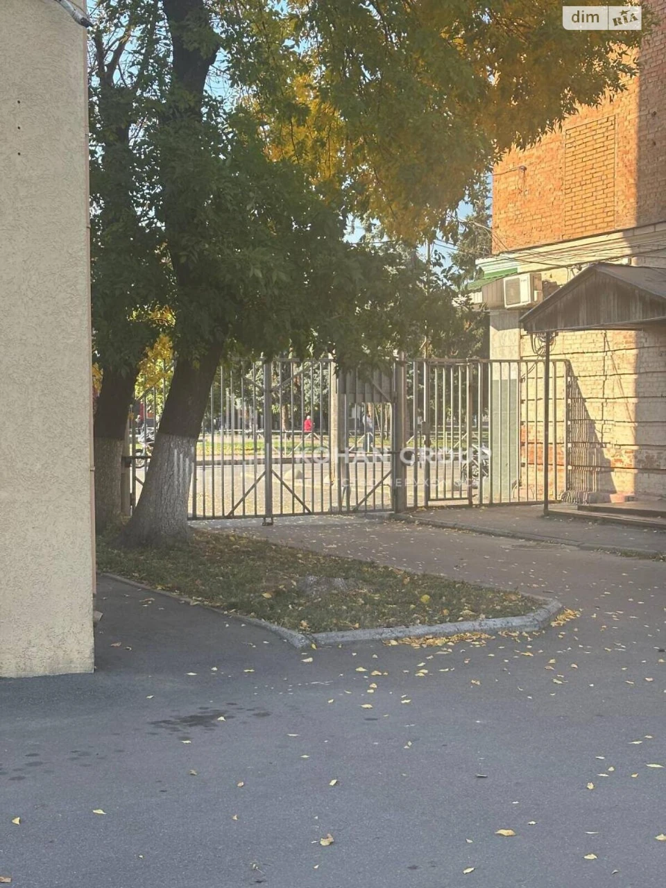 Apartment near Train Station