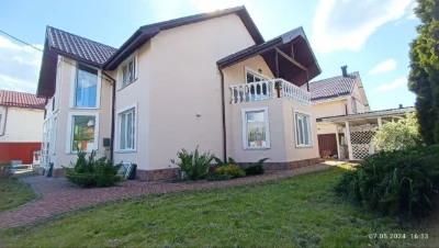 Продаж будинку 240 м з меблями та технікою