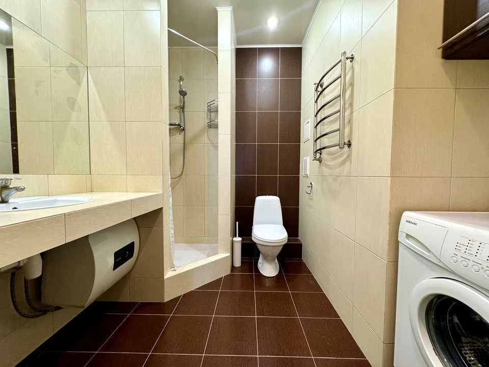 Apartment. Alexander Mishugy Street, Kyiv