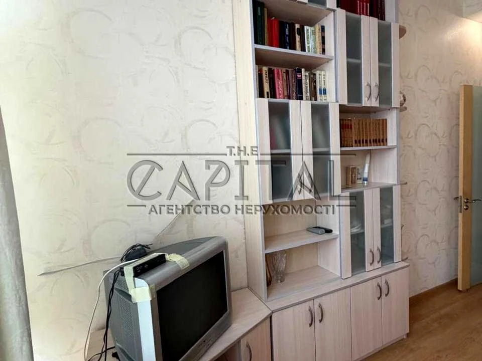 Apartment. Volodymyr Yasyuk Street, Kyiv