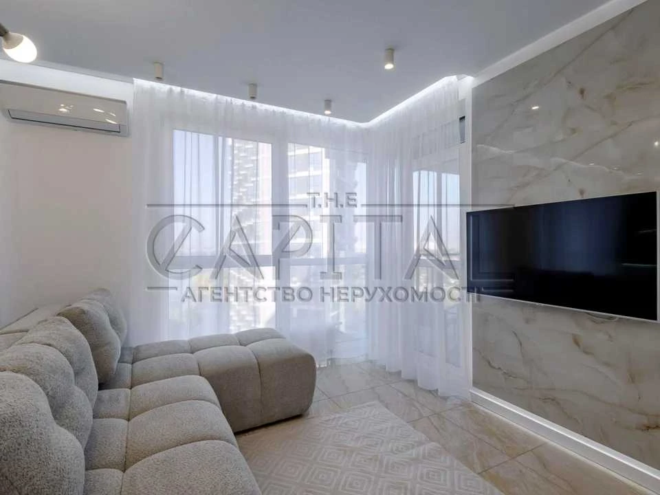 Apartment. Mykola Bazhan Prospekt, Kyiv