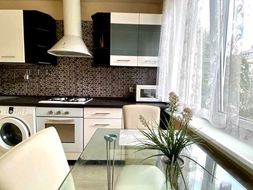 Квартира. Киев, Мечникова ул.