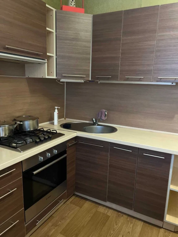 Продам 1к кв чешку с ремонтом на Фрунзенском