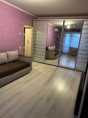 For sale, 1-room apartment on Frunzensky