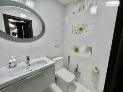 Apartment for Sale, Podil