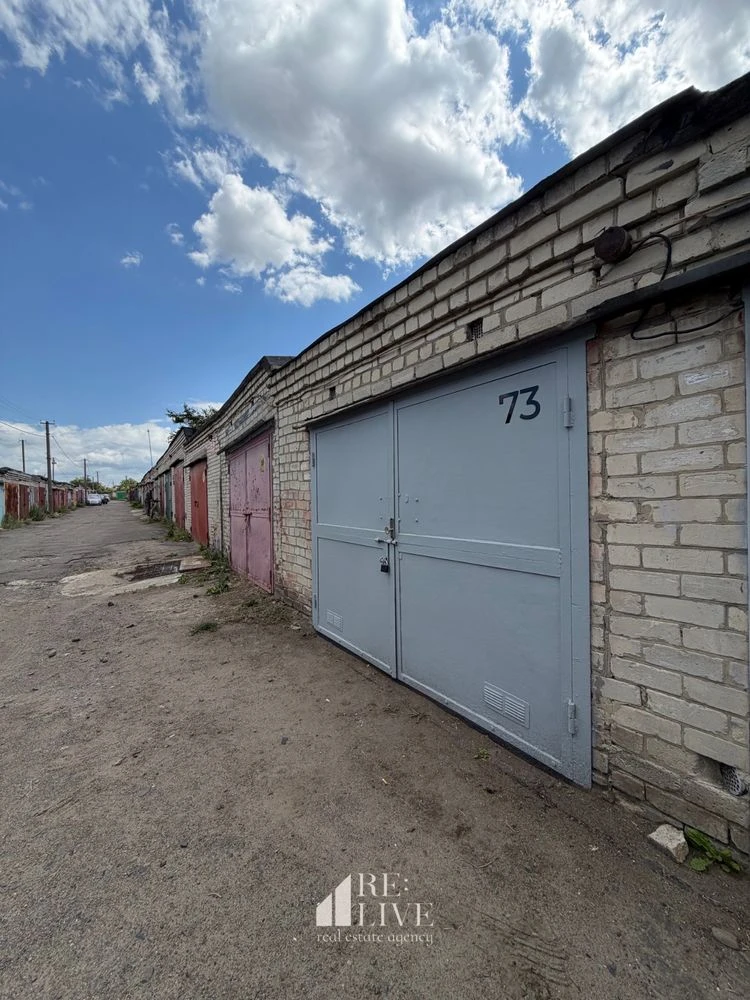 Sale of a brick garage in GKO "Transport" (near the residential complex "Atlant")