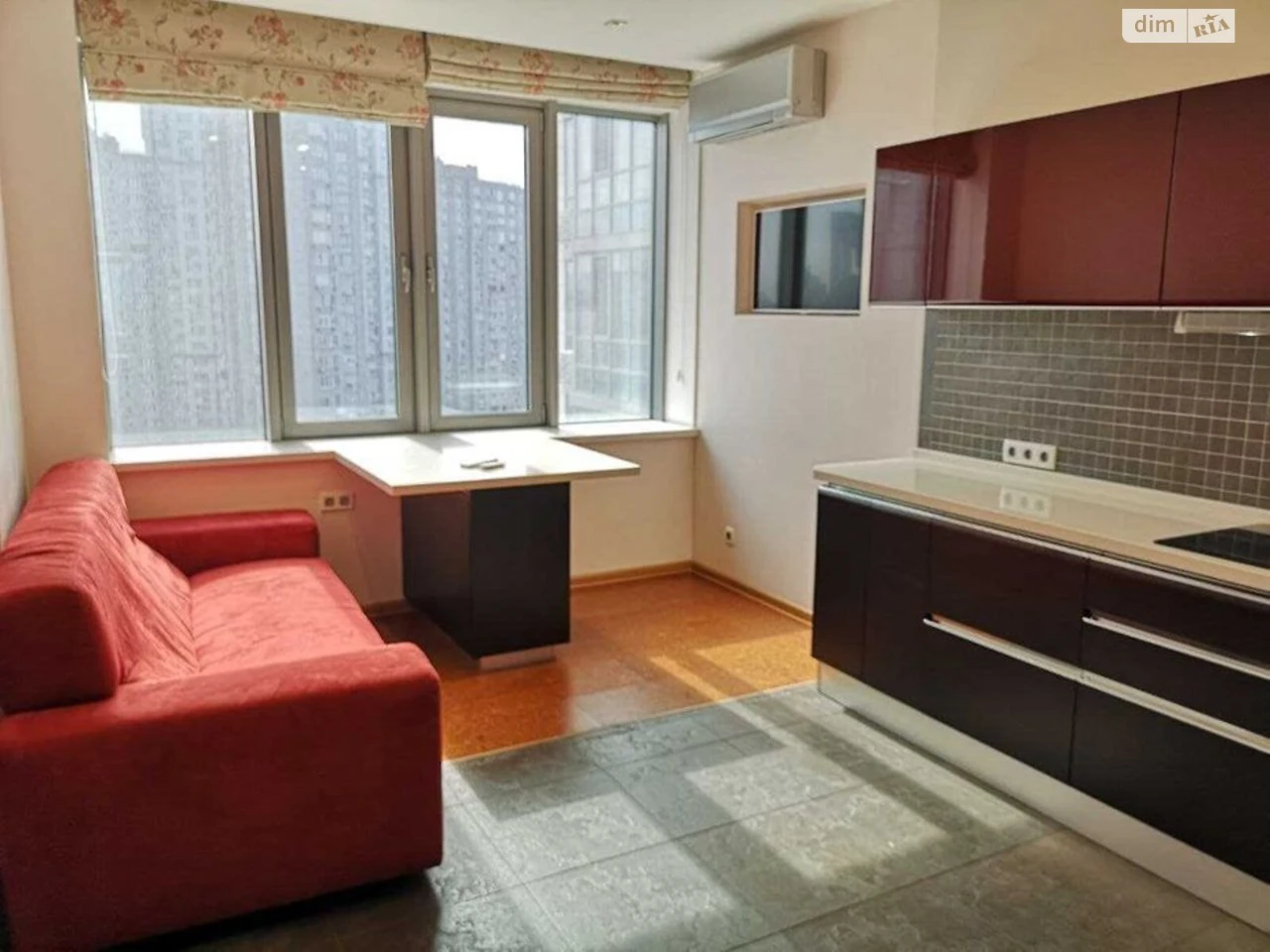 Long-Term Rental Apartment, Poznyaky