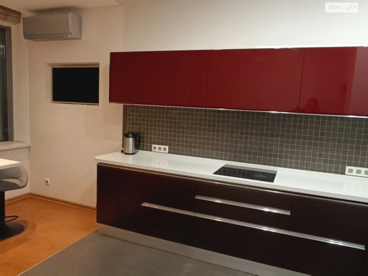 Long-Term Rental Apartment, Poznyaky