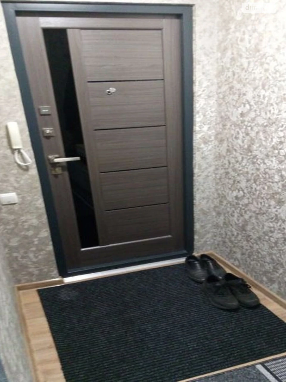 Long-Term Rental Apartment, Vydradny