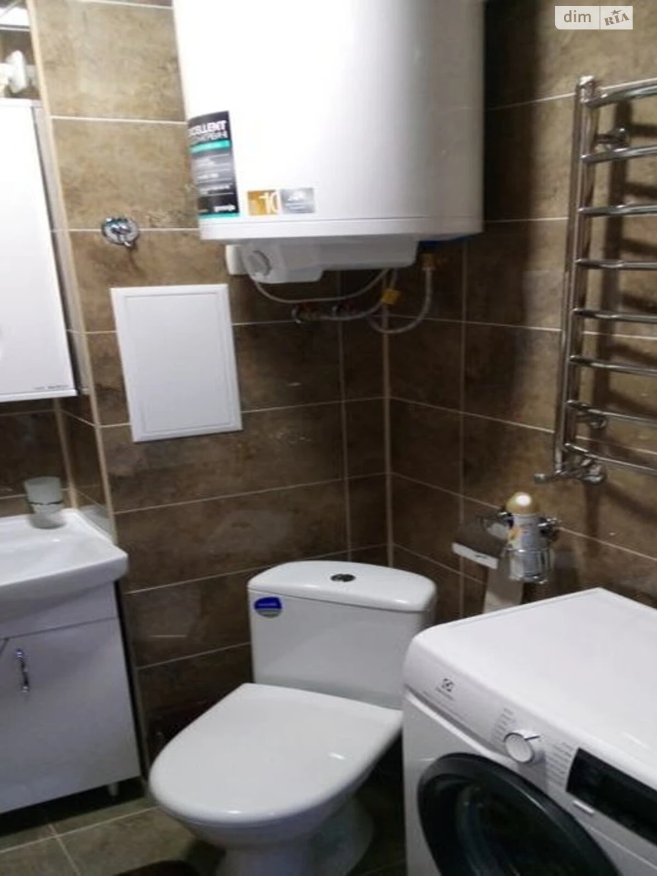Long-Term Rental Apartment, Vydradny