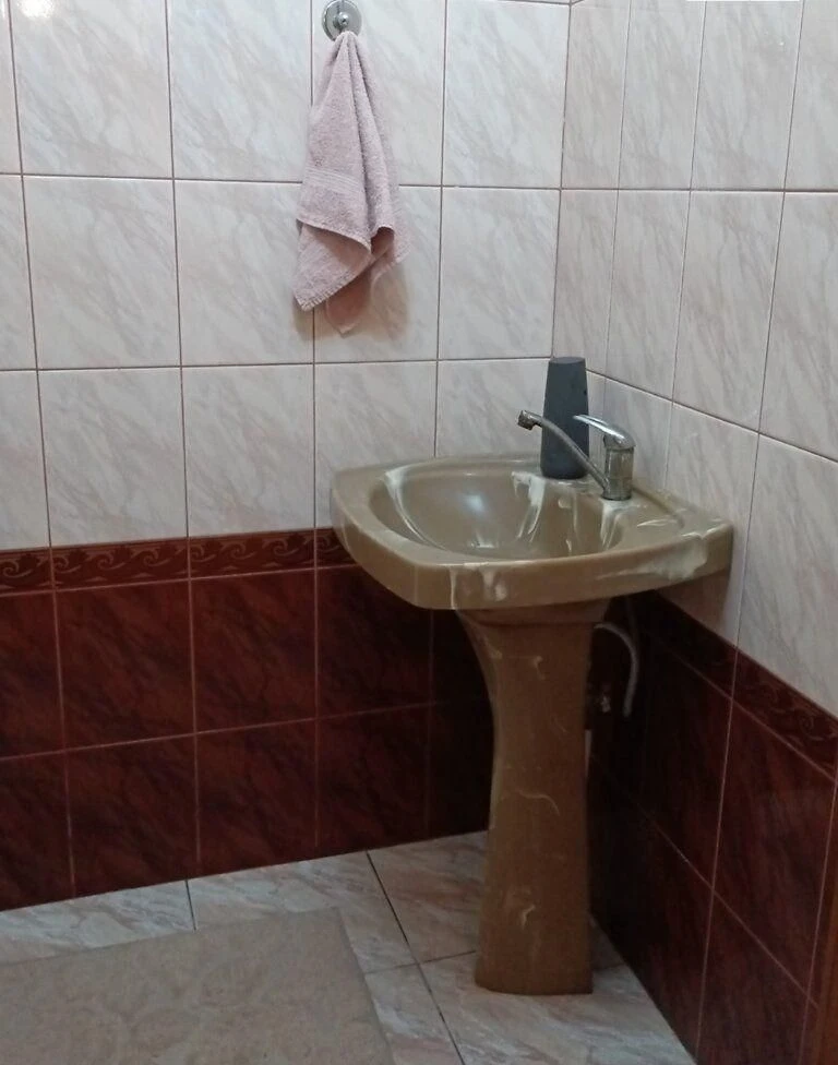 Простір для великої родини — 5 кімнат і дві тераси в Ужгород