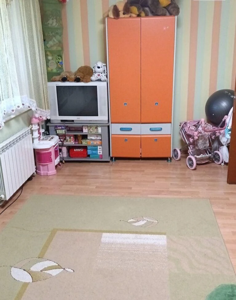 Простір для великої родини — 5 кімнат і дві тераси в Ужгород