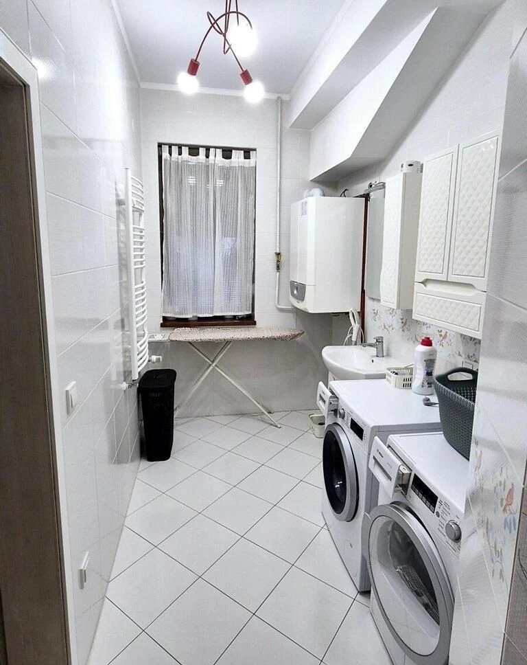 Будинок, Великий Галагов, 300 м²