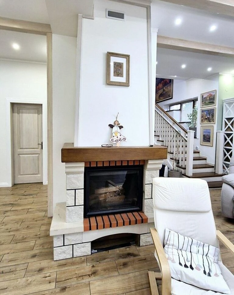 Будинок, Великий Галагов, 300 м²