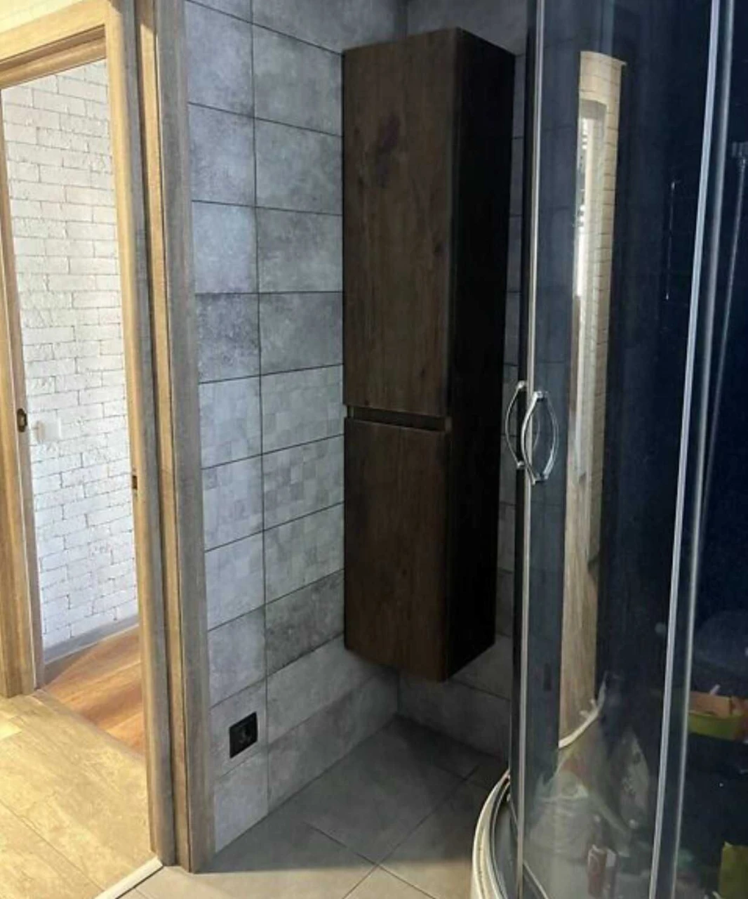 3-bedroom apartment on Perevyi Street with RENOVATION and A/C