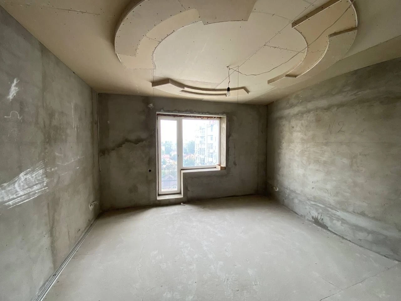 Sale of a 4-room apartment on Mira Street 16, new building, 9-story, 170 sq m, $60,000