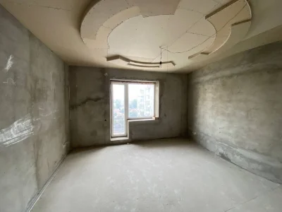 Sale of a 4-room apartment on Mira Street 16, new building, 9-story, 170 sq m, $60,000