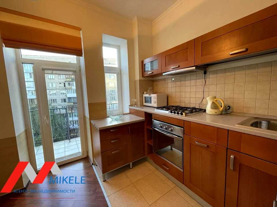 Apartment. Ivan Mazepa Street, Kyiv