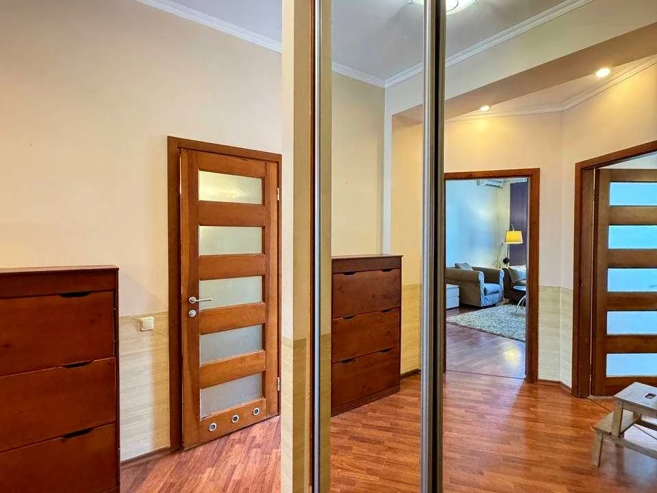 Apartment. Ivan Mazepa Street, Kyiv