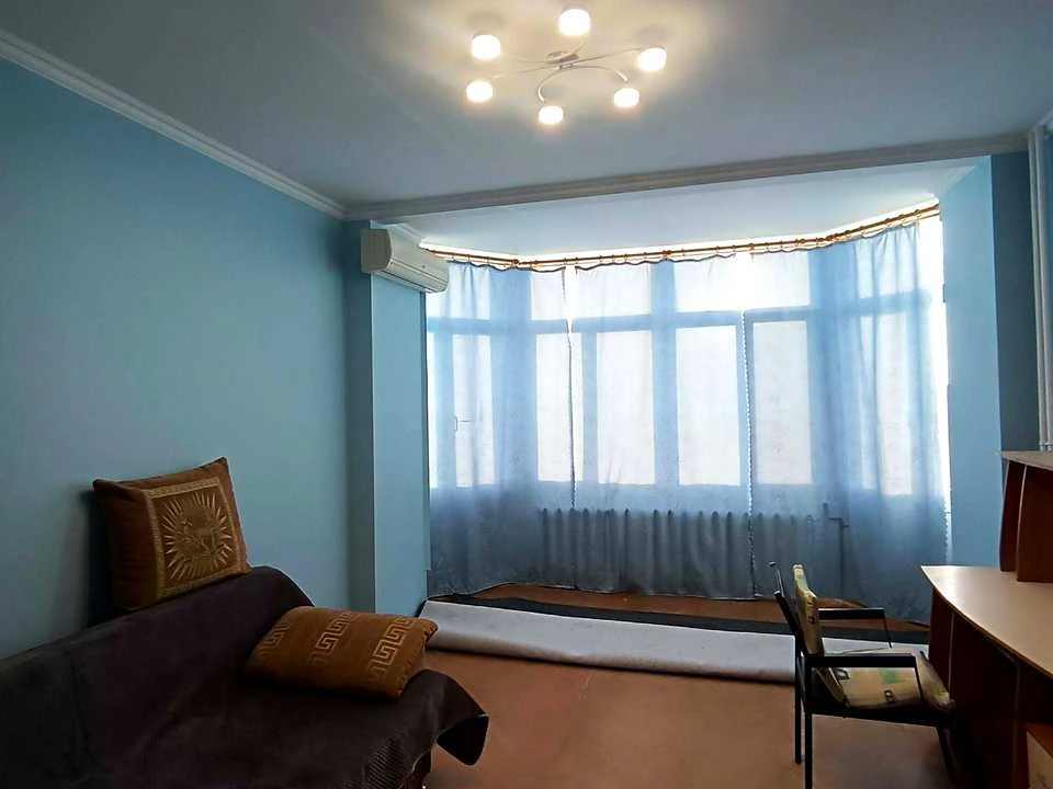 Apartment. Verkhovyna Street, Kyiv