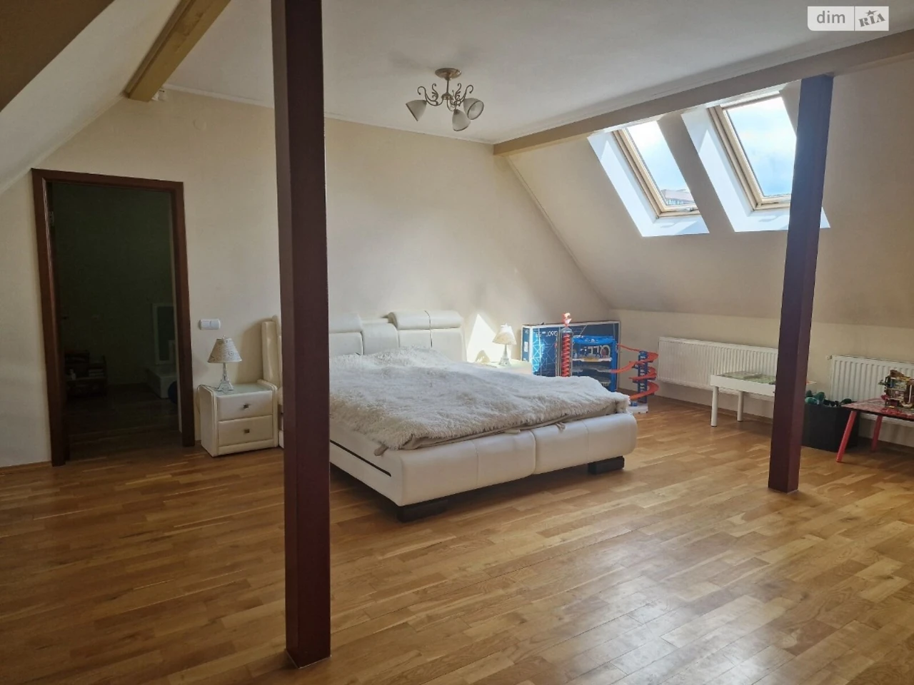 Sale of Apartment in Washington Street
