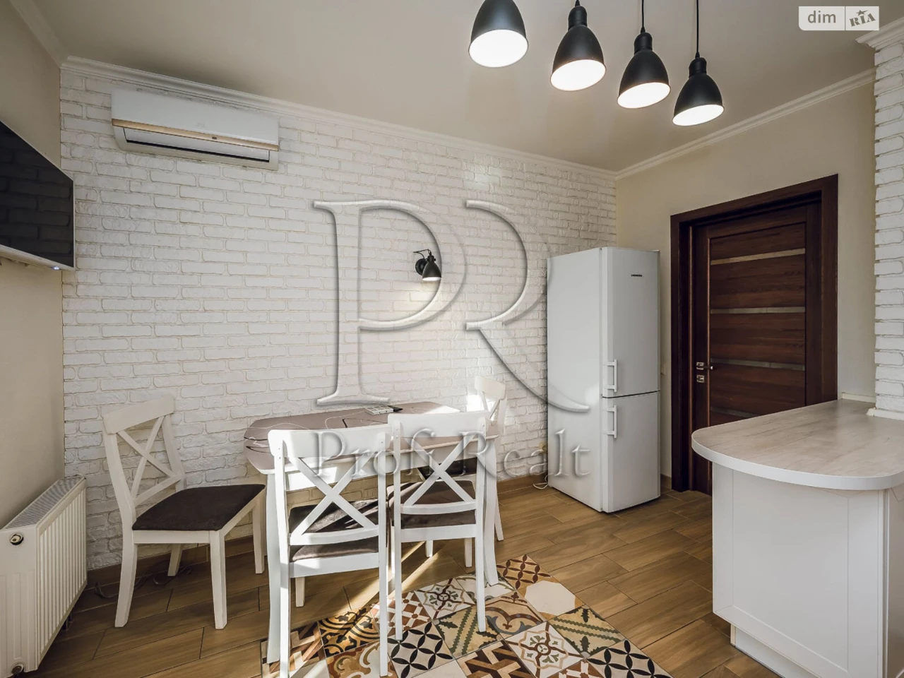 Apartment for Sale – Podilsky