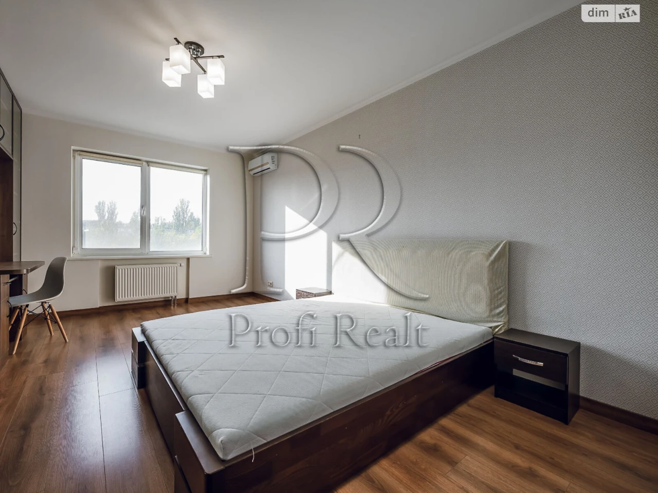 Apartment for Sale – Podilsky