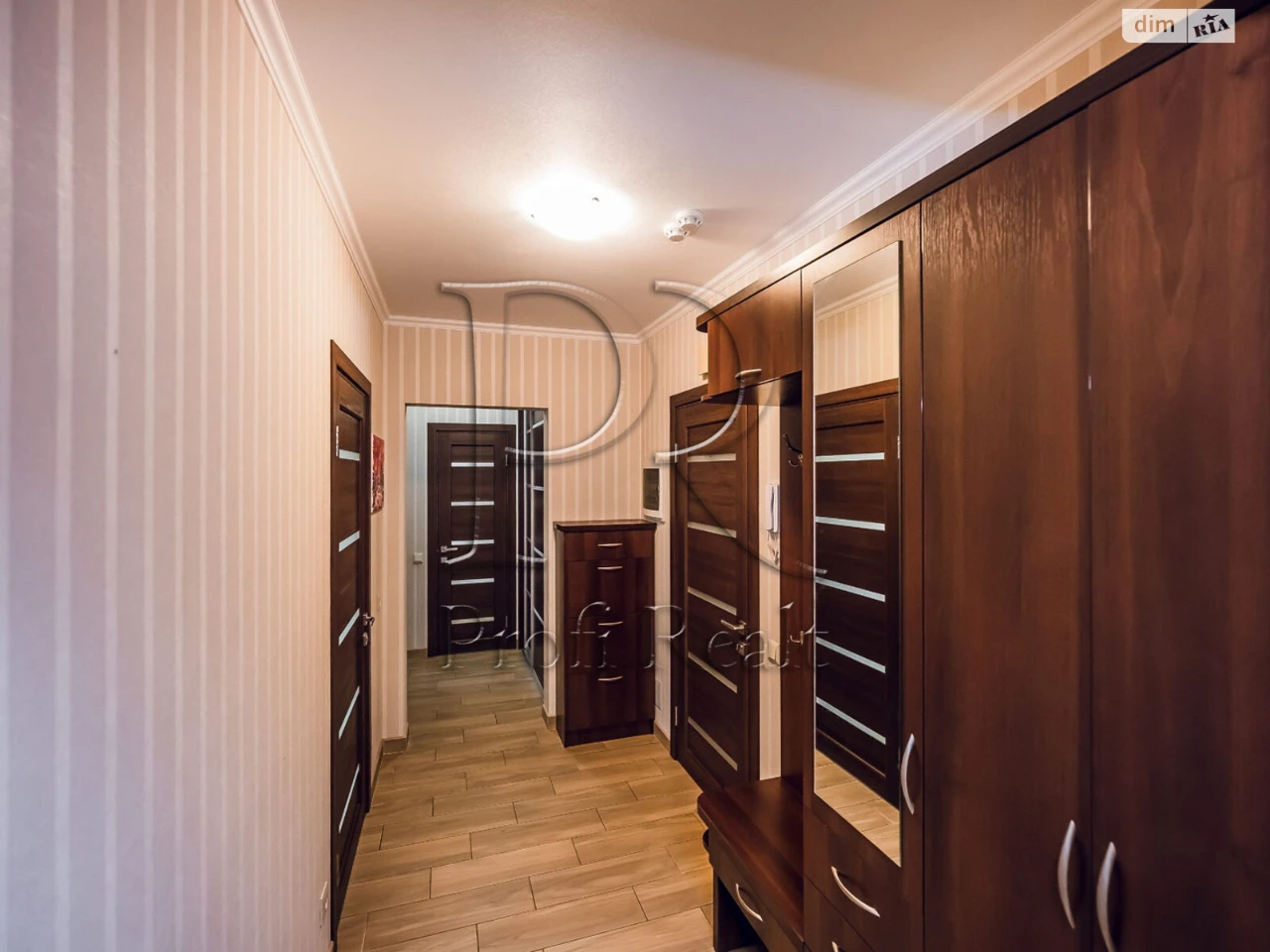 Apartment for Sale – Podilsky