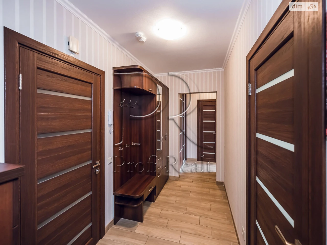 Apartment for Sale – Podilsky