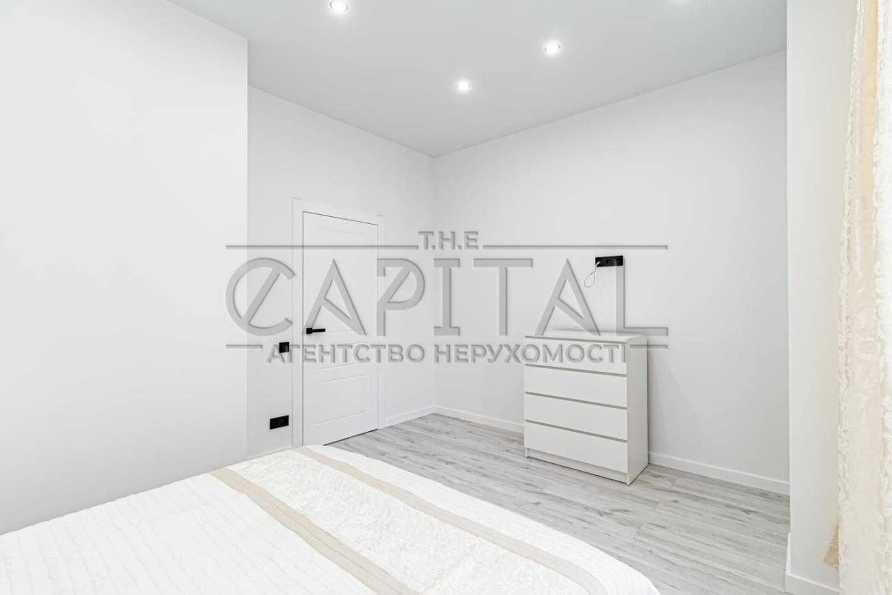 Продаж / Квартира 86 м2 / Трикімнатна / ЖК Crystal Park Towe