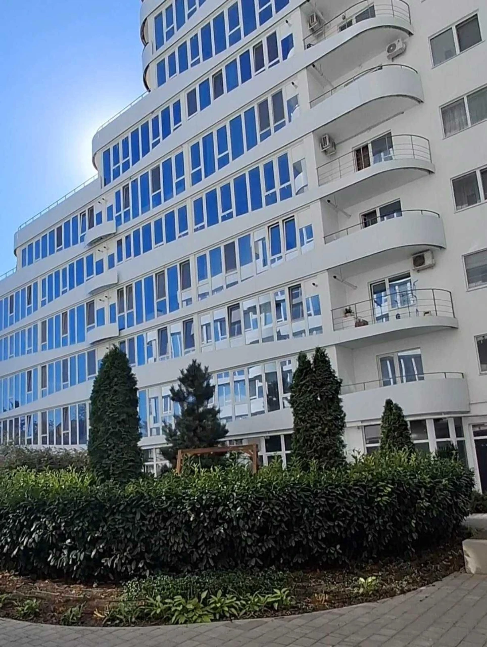 2-комнатная квартира в ЖК «Море» — терраса и панорамный вид