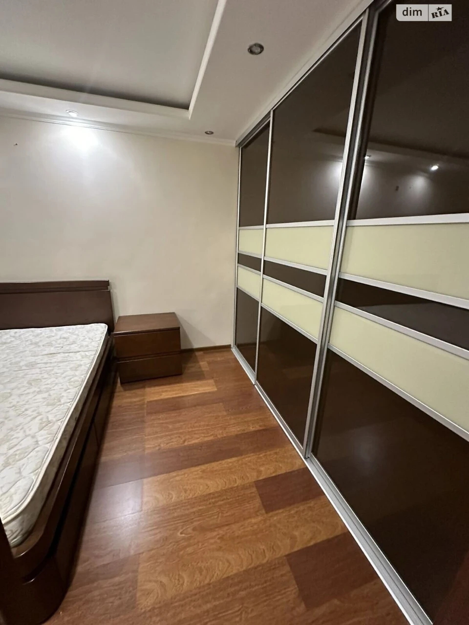 For Sale: Apartment