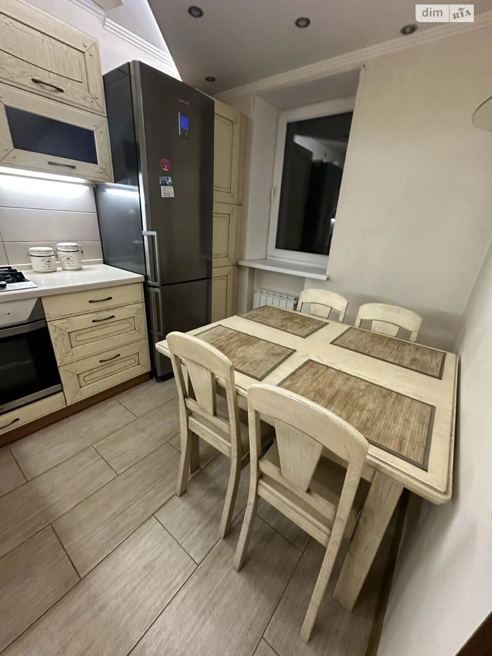 For Sale: Apartment