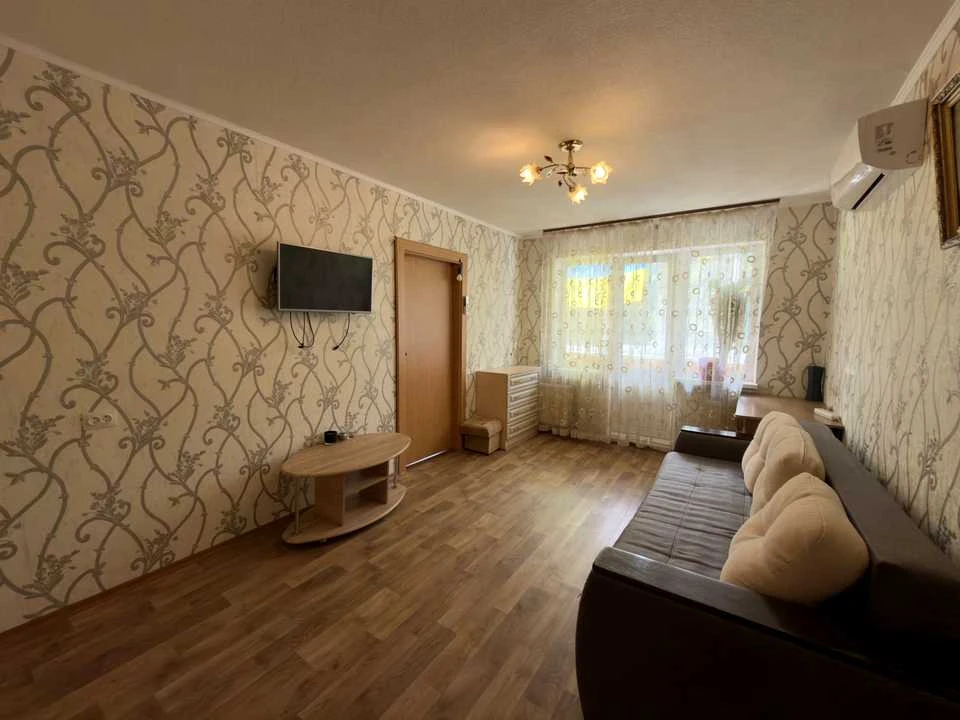 Apartment. Kyiv, Lubomira Guzara prospekt.