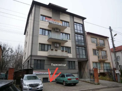 OWNER. 153 sq. m with parking. Kulikivska Street