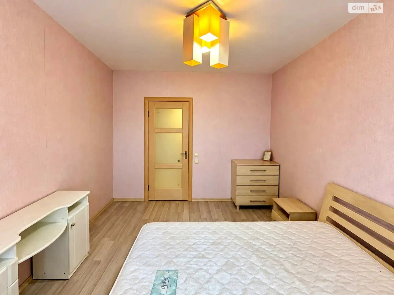Продажа Квартира Дарницкий
