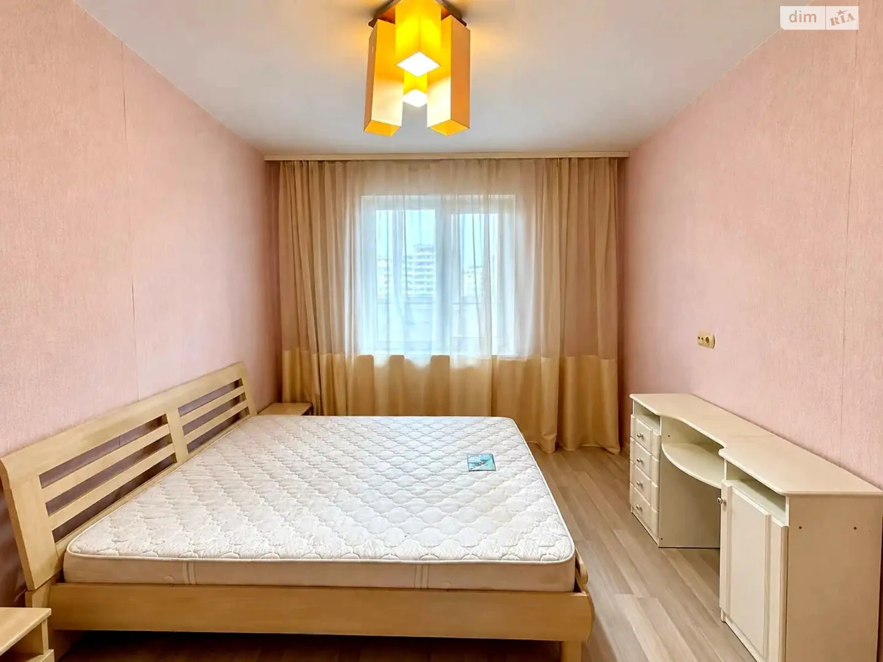 Продажа Квартира Дарницкий