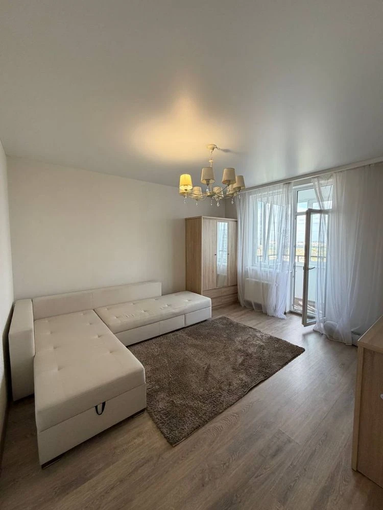 Продається квартира в ЖК "Альтаир", 2-кімнатна, 60 метрів