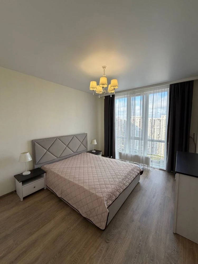 Продається квартира в ЖК "Альтаир", 2-кімнатна, 60 метрів