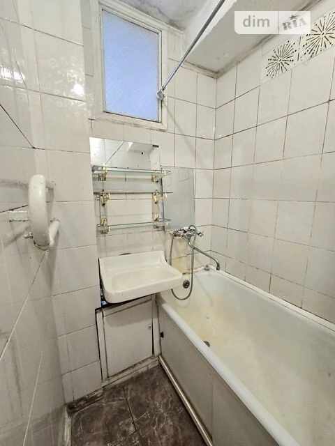 Sale of 3-room apartment 61.2 sq. m. on Ostafiya Dashkevycha 26A street