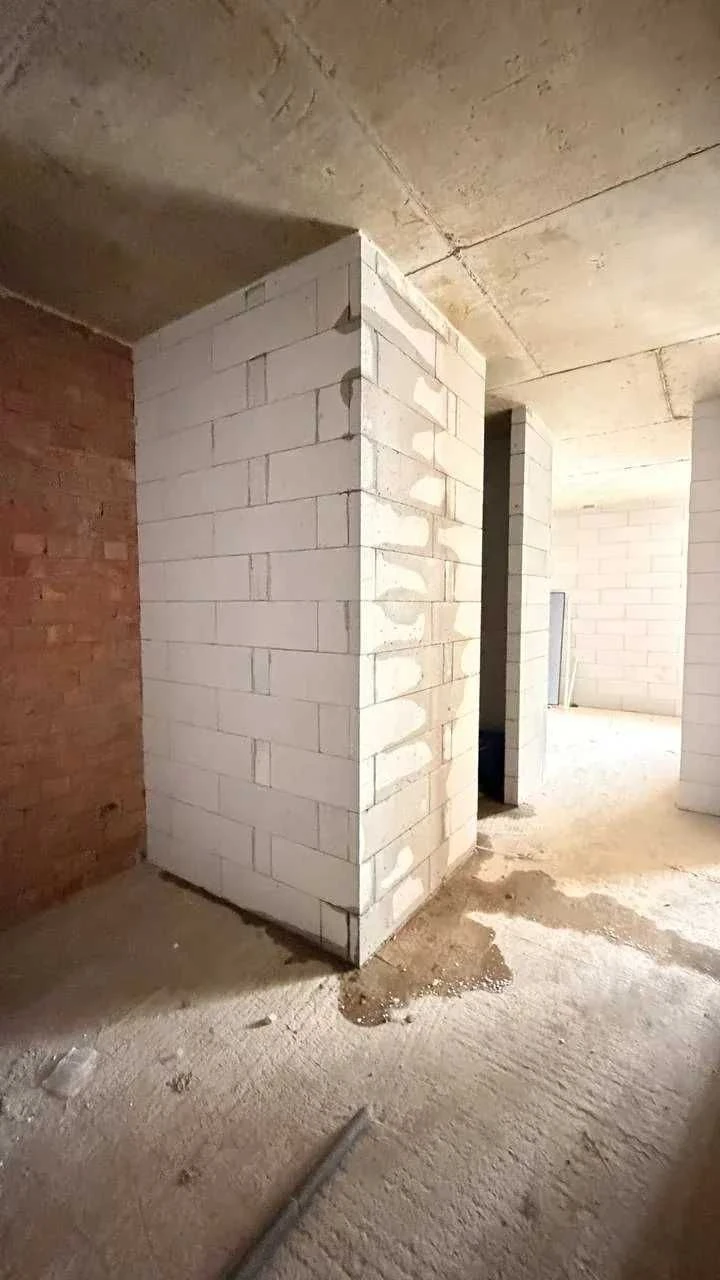 1-room apartment with a studio kitchen and balcony in the "Manhattan UP" residential complex