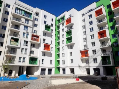 Sale of a 2-bedroom apartment near the RIVER, complex "Videnjski"