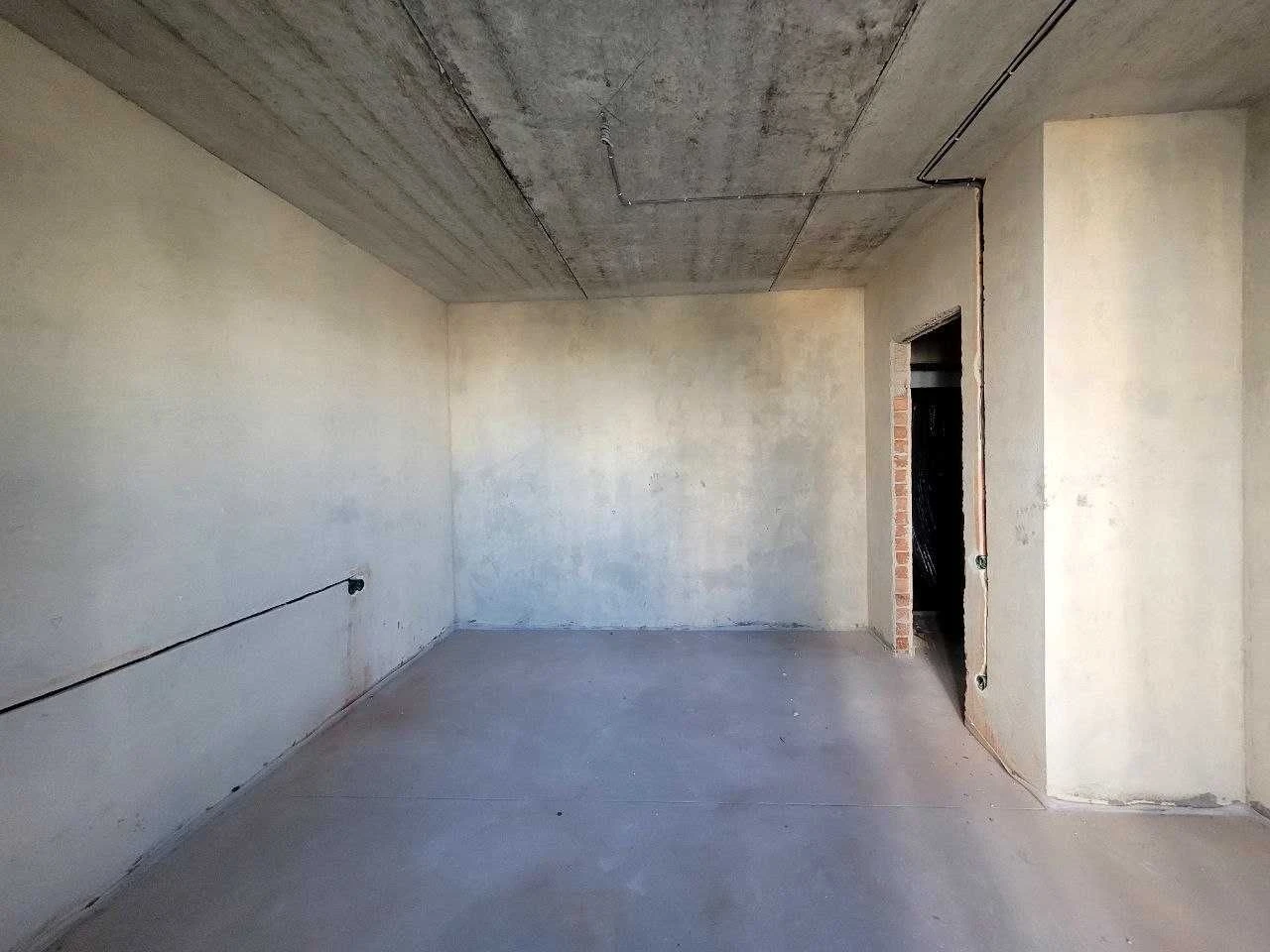Sale of a 2-bedroom apartment near the RIVER, complex "Videnjski"