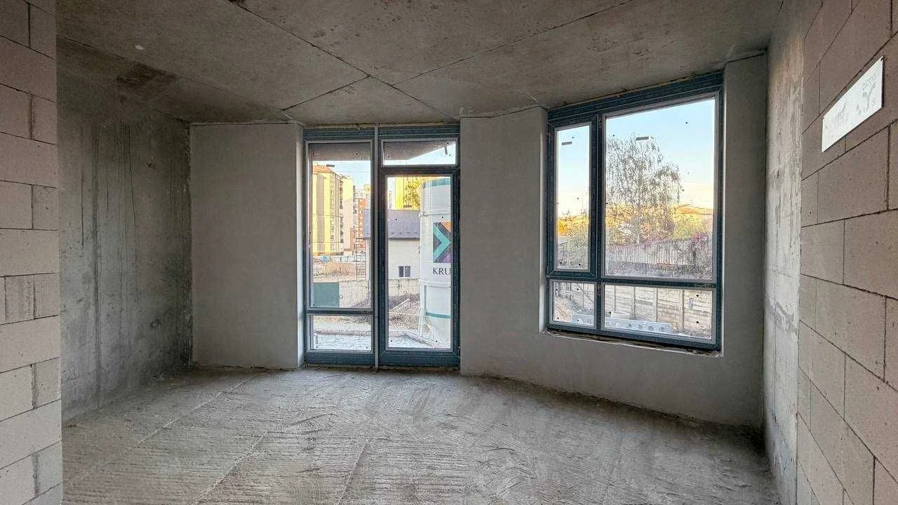 Sale of a view apartment in the Sky Garden residential complex from the developer «Bla»