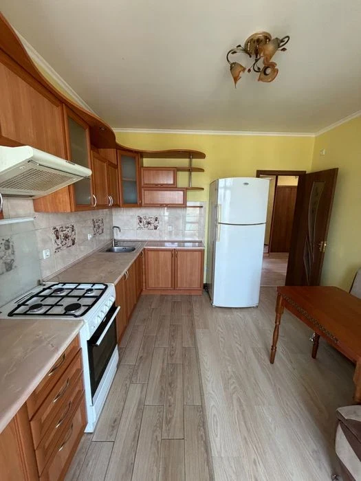 Продажа квартиры 2 км на ЖК Семейный.