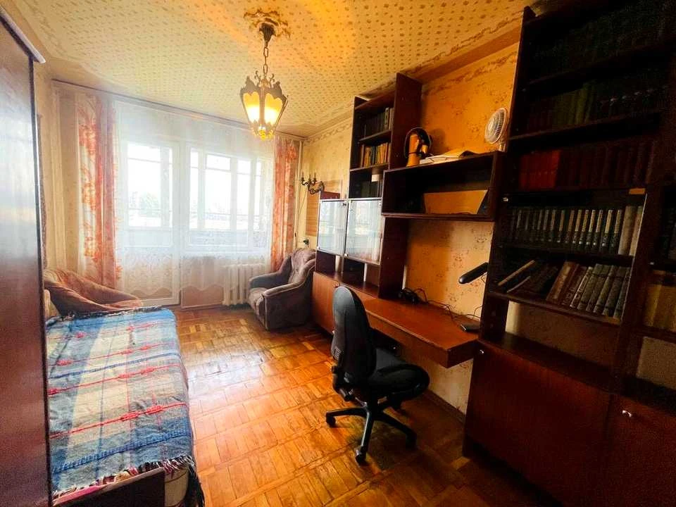 Apartment. Lubomir Guzar Prospect, Solomyany District, Kyiv