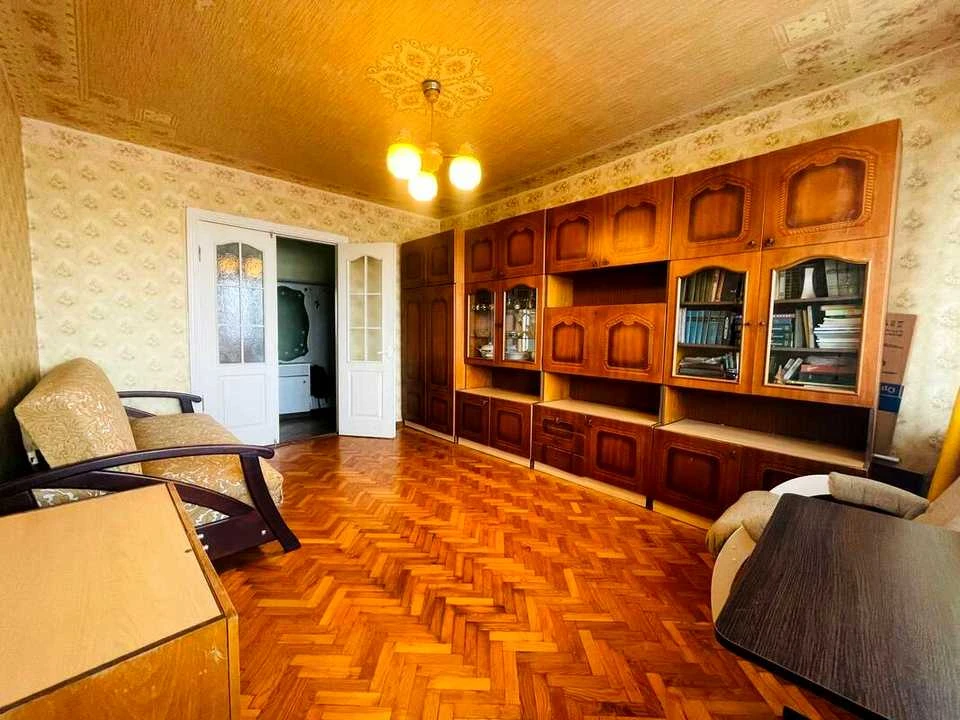 Apartment. Lubomir Guzar Prospect, Solomyany District, Kyiv