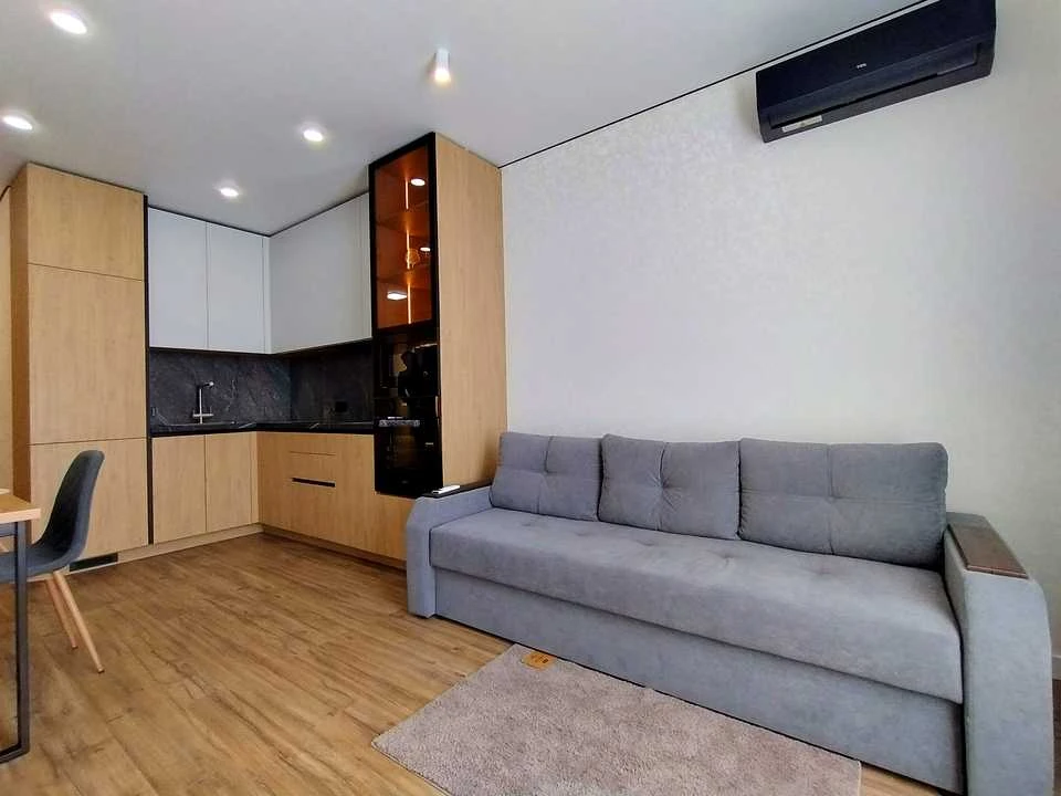 Квартира. Киев, Варшавский 2, 2