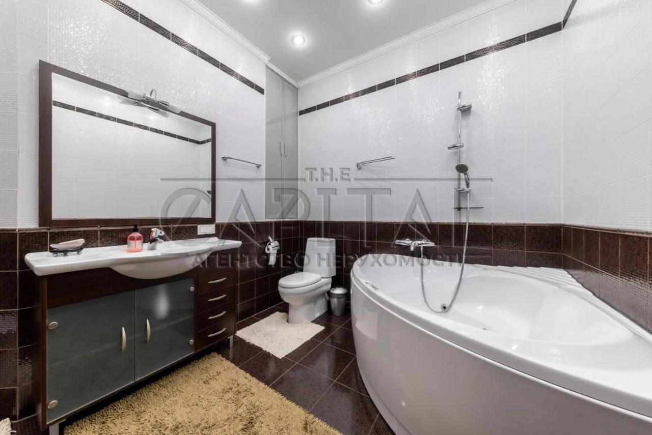 Продажа квартиры, ул. Коновальца Евгена, Печерск, Киев