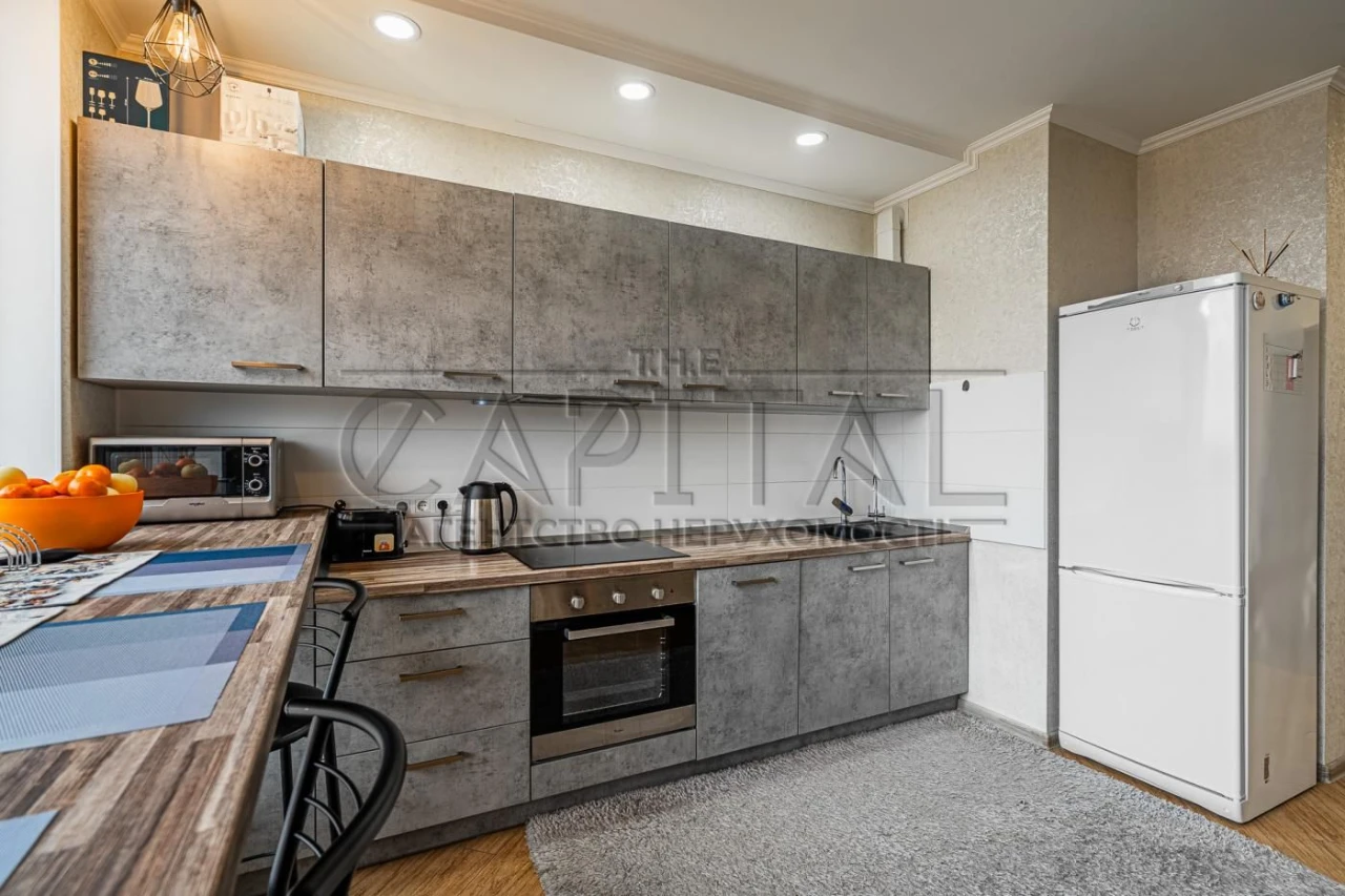 Apartment for Sale, Raketna Street, Berynovo Hora, Kyiv